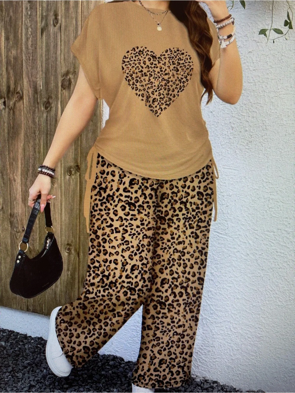 Women's Leopard Heart Pajama Set - Tan